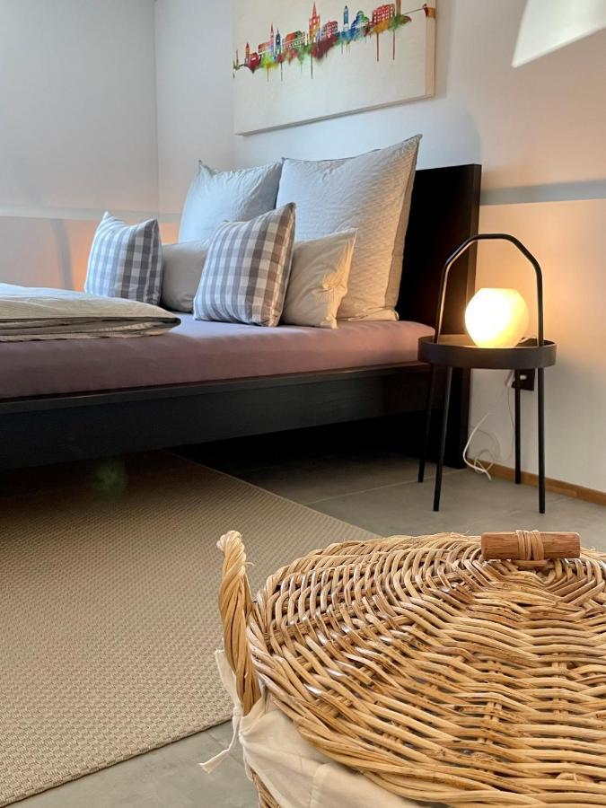 Tolle Ferienwohnung Le Gira Mit Eigenem Garten Konstanz Luaran gambar