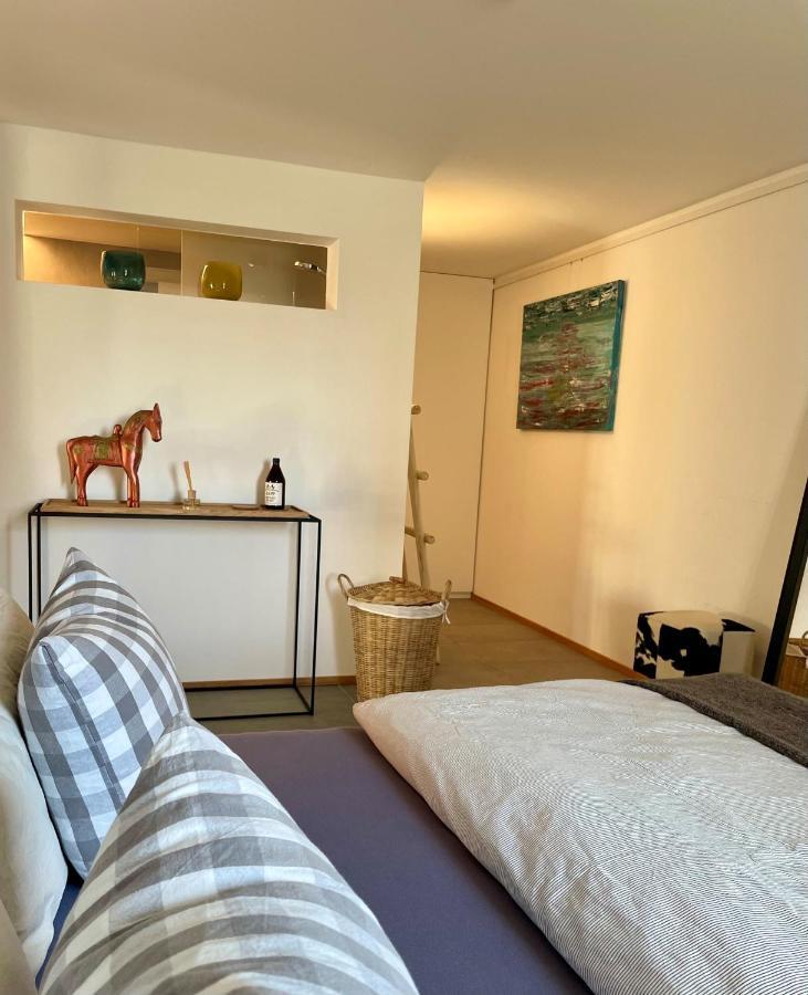 Tolle Ferienwohnung Le Gira Mit Eigenem Garten Konstanz Luaran gambar